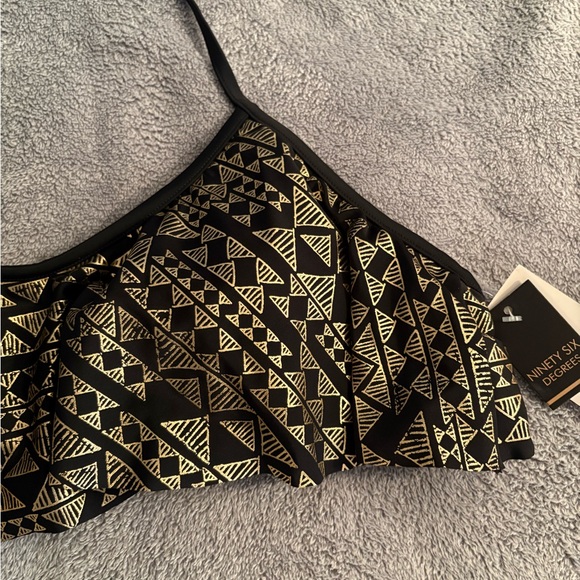 NWT Ninety Six Degrees Foiled Flounce Swim Top Black and Gold Pattern XL - Picture 3 of 9
